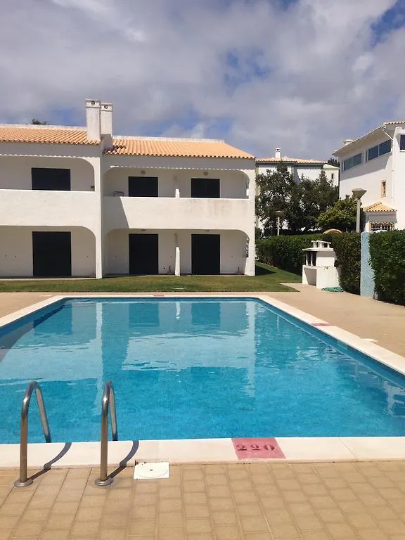Crisgolf Apartments Quarteira