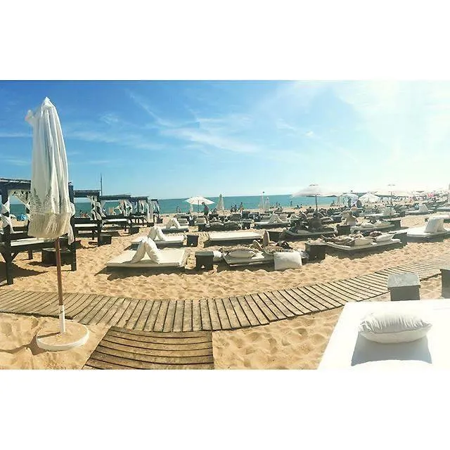 Crisgolf Apartments Quarteira 0*,  Portugal